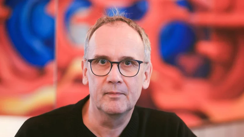 Volker Kutscher, der Autor der historischen Rath-Krimireihe aus dem Berlin der 1930er Jahre. (Archivbild) - &copy; Oliver Berg/dpa