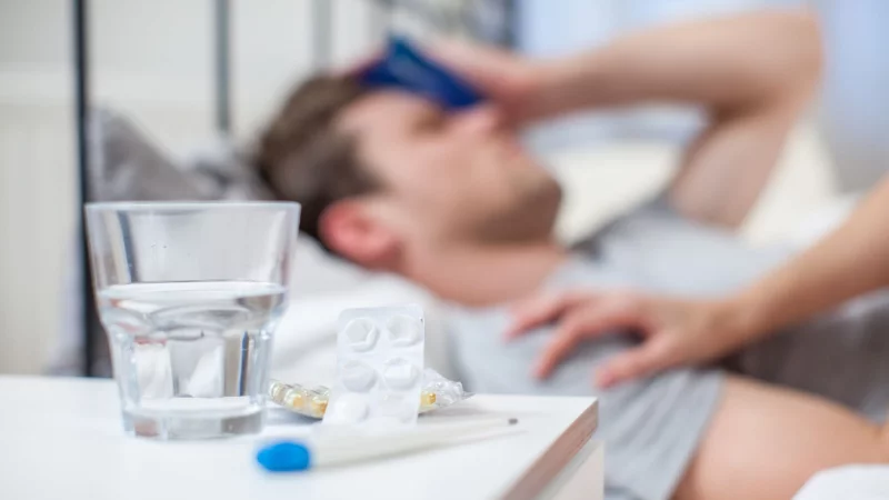 Viele unterschiedliche, regelm&auml;&szlig;ig auftretender und teilweise unklar diagnostizierte Erkrankungen k&ouml;nnen eine negative Gesundheitsprognose begr&uuml;nden - und zur K&uuml;ndigung f&uuml;hren. - &copy; Christin Klose/dpa-tmn