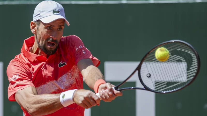 Novak Djokovic hat den 100. Titel seiner Karriere gewonnen. - © Martial Trezzini/KEYSTONE/dpa