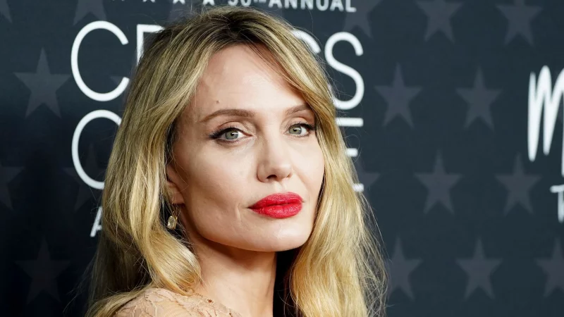 Jolie nutzt ihre Popularität, um sich für die Armen und Entrechteten auf der Welt einzusetzen. (Archivbild) - © Jordan Strauss/Invision/AP/dpa