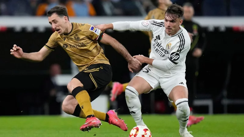 Die spanische Justiz hat den Weg f&uuml;r einen Strafprozess gegen Real-Star Ra&uacute;l Asencio wegen des Vorwurfs der Weitergabe eines Sex-Videos von jungen Frauen er&ouml;ffnet. - &copy; Bernat Armangue/AP/dpa