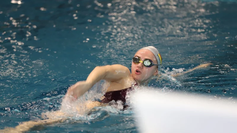 Klara Bleyer sieht sich immer wieder schwierigen Bedingungen ausgesetzt. - © Sascha Thelen/dpa
