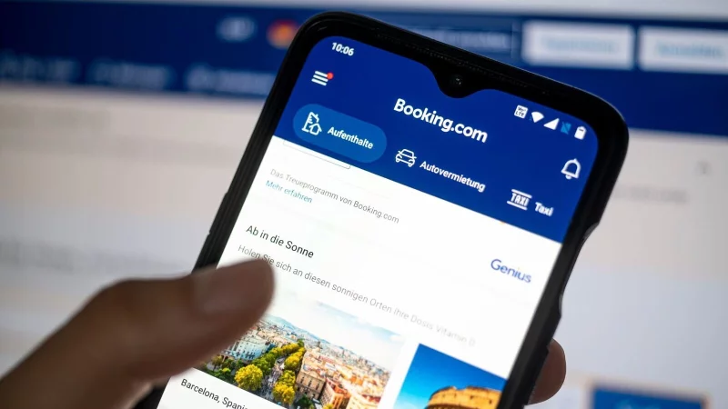 Sommerreisesaison: «Watchlist Internet» warnt vor Kriminellen, die Booking.com missbrauchen, um Kreditkartendaten abzugreifen. - © Fabian Sommer/dpa/dpa-tmn