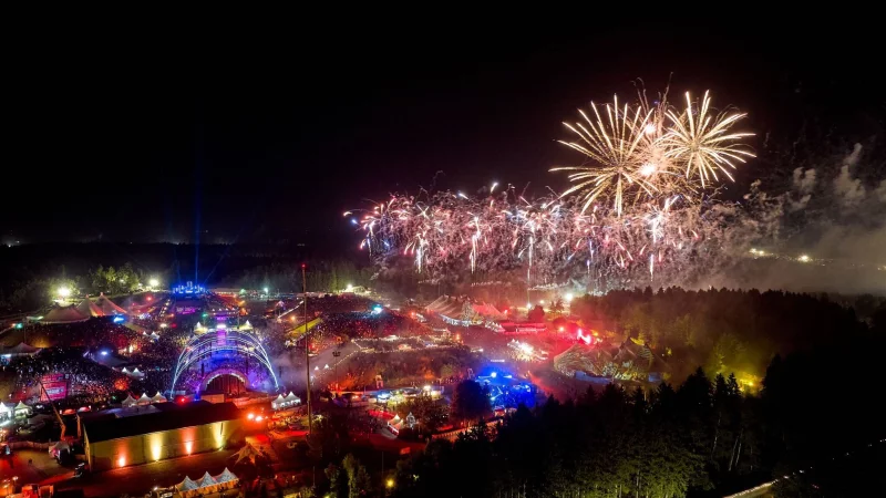 350 DJs spielten auf dem Festival. - &copy; Thomas Frey/dpa