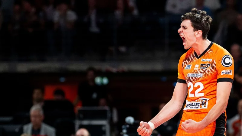 Die Freude muss raus: Jake Hanes (BR Volleys) - © Julius Frick/dpa