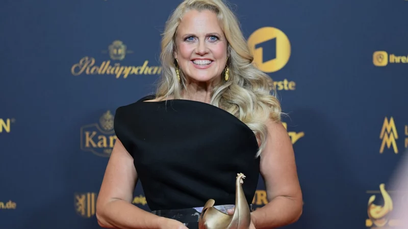Barbara Sch&ouml;neberger wurde bei der Verleihung der Goldenen Henne bereits zum zweiten Mal ausgezeichnet. - &copy; Jennifer Br&uuml;ckner/dpa