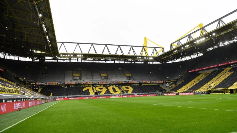 Eines der Stadien für die EM-Bewerbung: Dortmund. - © Martin Meissner/AP-Pool/dpa