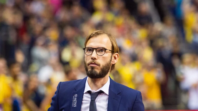 Trainer Bj&ouml;rn Harmsen hat die Basketballer der Science City Jena in die Bundesliga zur&uuml;ckgef&uuml;hrt. - &copy; Arne Immanuel B&auml;nsch/dpa