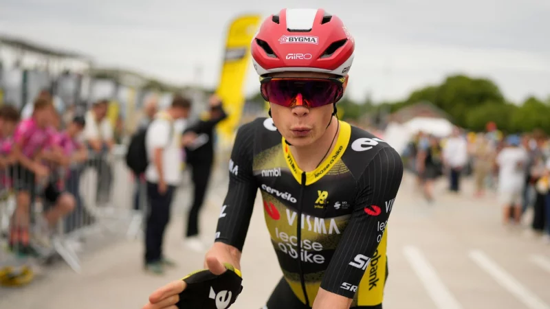 Bei der Vuelta soll es für Jonas Vingegaard besser laufen als bei der Tour. - © Mosa\\\'ab Elshamy/AP/dpa