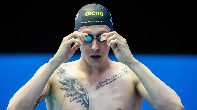 Florian Wellbrock will jetzt auch im WM-Becken seine Klasse zeigen. - © Christoph Soeder/dpa