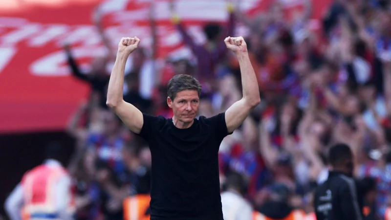 Er gewinnt der Trainer-Duell mit Pep Guardiola. - © Ian Walton/AP/dpa