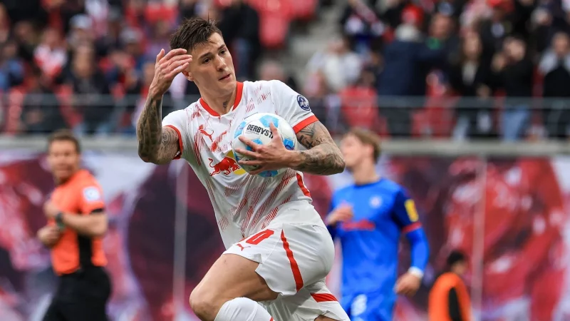 Leipzigs Spieler Benjamin Sesko wird nach einer Einigung beider Vereine wohl zu Manchester United wechseln. - &copy; Jan Woitas/dpa