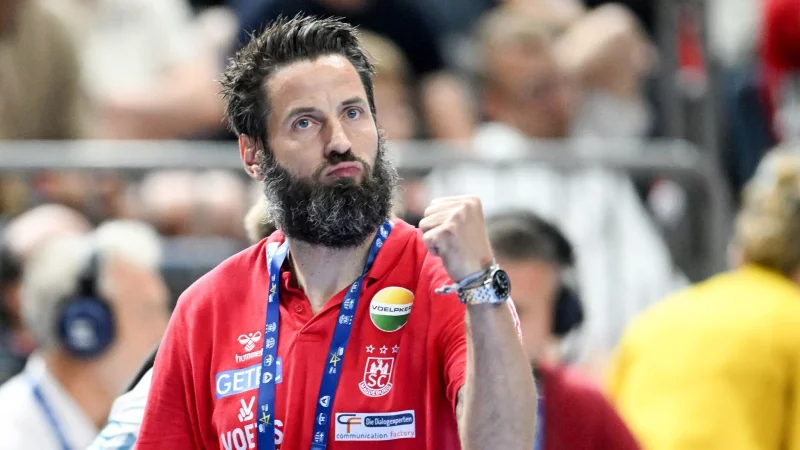 M&ouml;chte mit dem SC Magdeburg bei der Club-WM zum vierten Mal den Titel holen: Trainer Bennet Wiegert. - &copy; Marius Becker/dpa