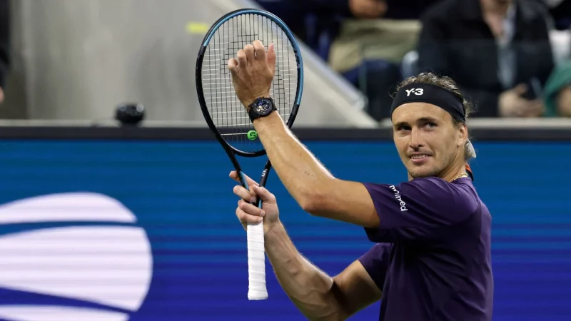 Alexander Zverev hat in New York die dritte Runde erreicht. - © Adam Hunger/AP/dpa