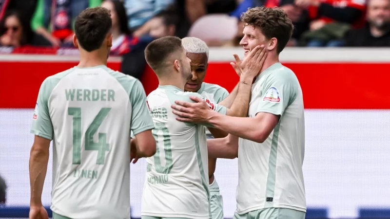 Werder jubelt am letzten Spieltag. - © Harry Langer/dpa