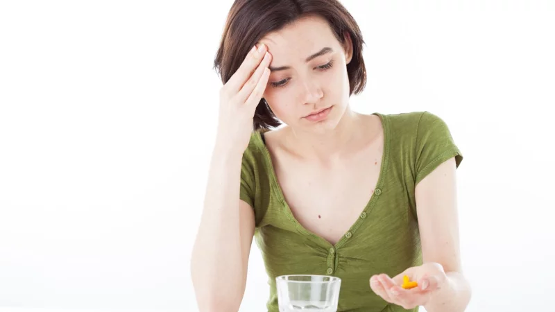 Vorsicht bei Selbstmedikation: Eisenpräparate sollten nur nach ärztlicher Diagnose eingenommen werden. - © Christin Klose/dpa-tmn