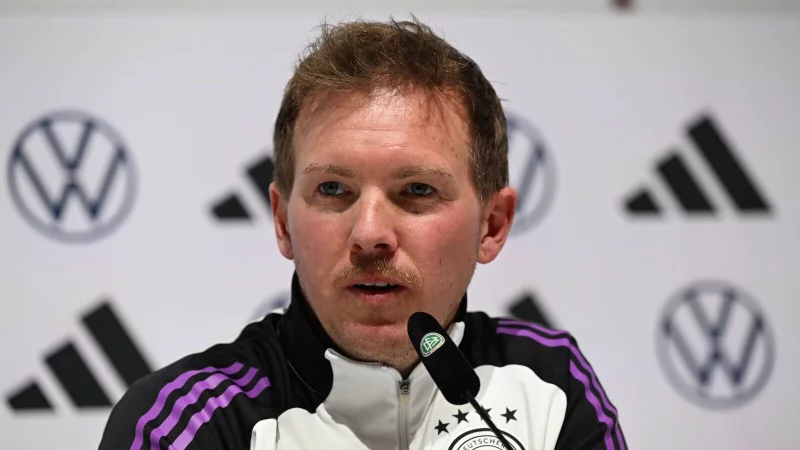 Julian Nagelsmann nominiert drei Neulinge zum Auftakt in die WM-Saison (Archivbild). - © Federico Gambarini/dpa