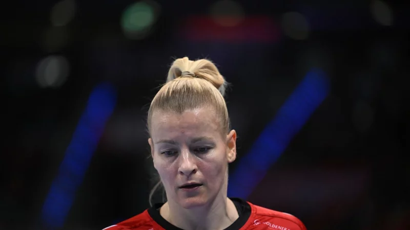 Nationalspielerin Antje D&ouml;ll und die HB Ludwigsburg sind in finanzielle Schwierigkeiten geraten. - &copy; Marijan Murat/dpa