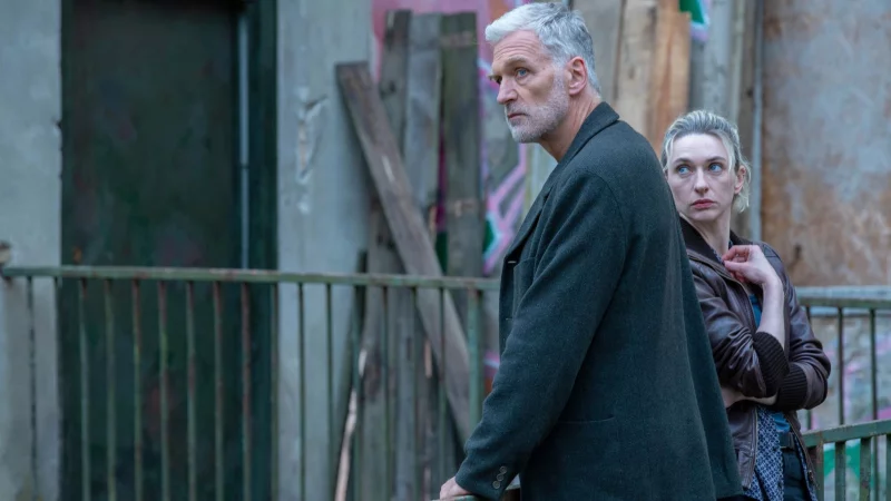 Kommissar Philip Nabrow (Walter Sittler) verliert in dem ARD-Krimi &laquo;T&ouml;dliche Schatten&raquo; langsam die Kontrolle &uuml;ber sein Leben. (Handout) - &copy; Oliver Vaccaro/ARD Degeto/dpa