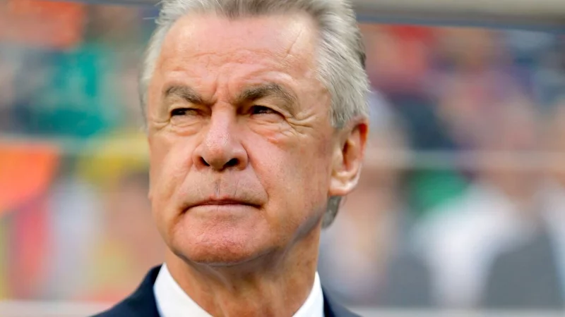 Hat sich offen &uuml;ber mentale Probleme w&auml;hrend seiner Karriere als Trainer ge&auml;u&szlig;ert: Ottmar Hitzfeld - &copy; Robert Ghement/epa/dpa