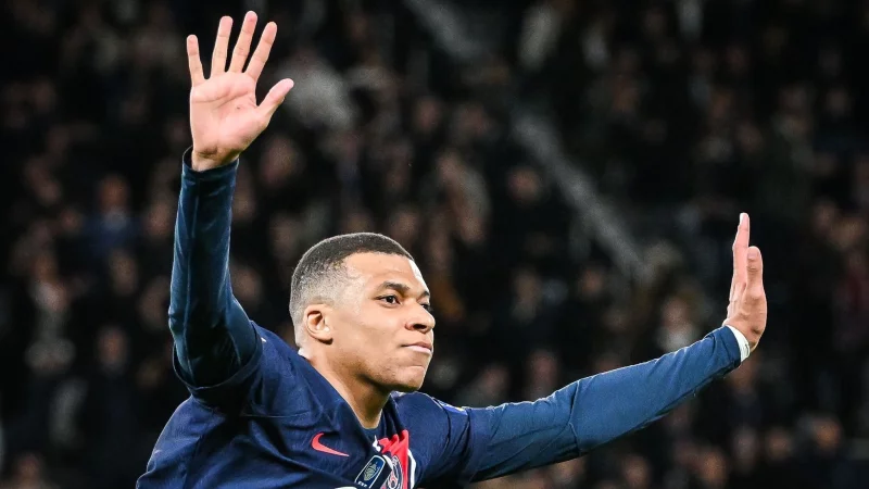 Mbapp&eacute; will im Rechtsstreit mit PSG um offene Geh&auml;lter die Wogen gl&auml;tten (Archivbild). - &copy; Matthieu Mirville/ZUMA Press Wire/dpa