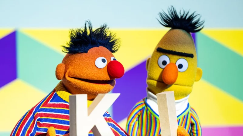 «Sesamstraßen»-Episoden aus den USA werden für den deutschen Markt synchronisiert. (Archivbild) - © Lennart Preiss/dpa