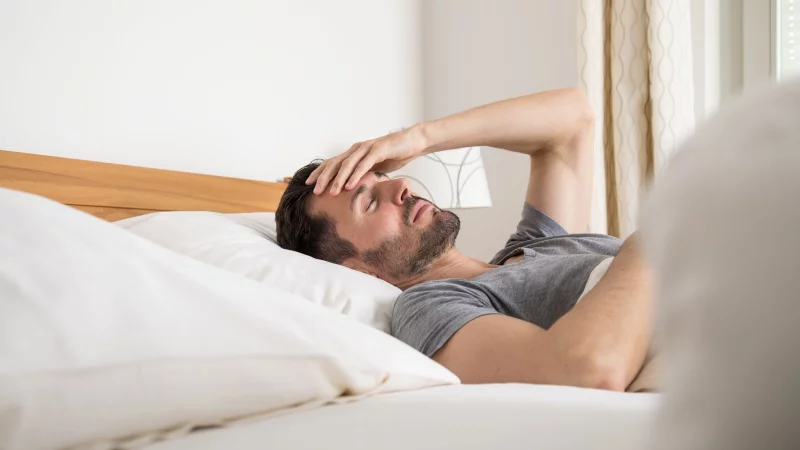 M&uuml;de, schlapp und der Kreislauf ist wackelig: Das k&ouml;nnten Auswirkungen h&auml;ufiger Wetterumschw&uuml;nge sein. - &copy; Christin Klose/dpa-tmn