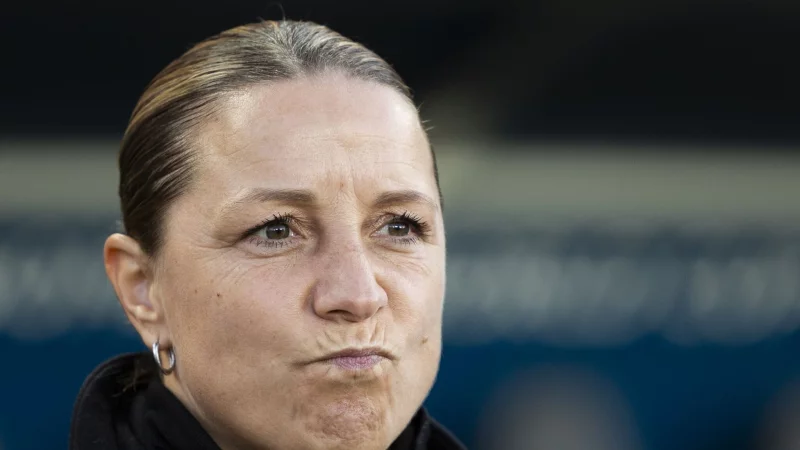 Skeptisch, was ihren früheren Arbeitgeber betrifft: Inka Grings. - © Michael Buholzer/KEYSTONE/dpa