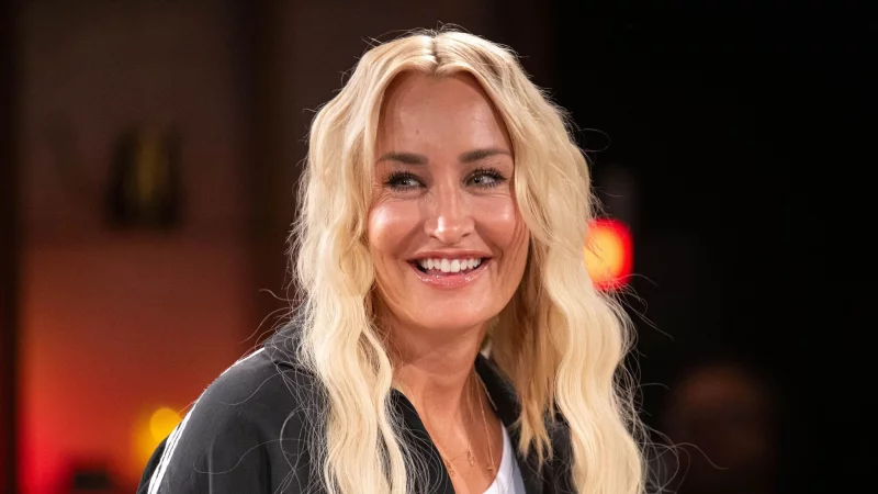 Fünftes Nummer-eins-Album für Sarah Connor - © Sina Schuldt/dpa