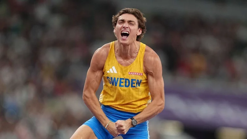 Wieder Weltmeister: Armand Duplantis. - &copy; Michael Kappeler/dpa