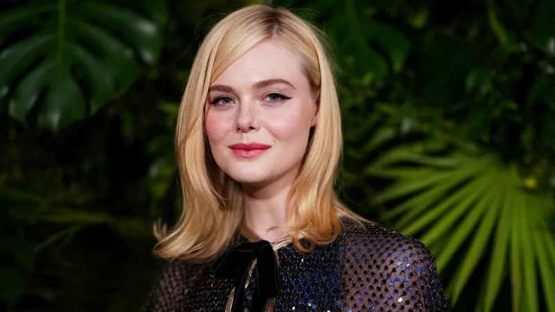Elle Fanning begibt sich in die dystopische Welt von Panem.(Archivbild) - © Jordan Strauss/Invision via AP/dpa