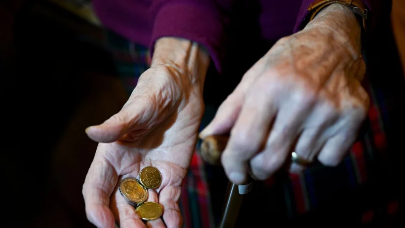 Seit Jahren wird um eine bessere Altersversorgung f&uuml;r die Film- und Fernsehschaffenden gerungen - jetzt ist der Durchbruch da. (Symbolbild) - &copy; Felix K&auml;stle/dpa