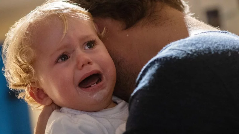 Zahnungsgels und -öle sollen den Druck im Zahnfleisch lindern. Nach Einschätzung der Zeitschrift «Öko-Test» haben sie jedoch keinen Vorteil. - © Franziska Gabbert/dpa-tmn