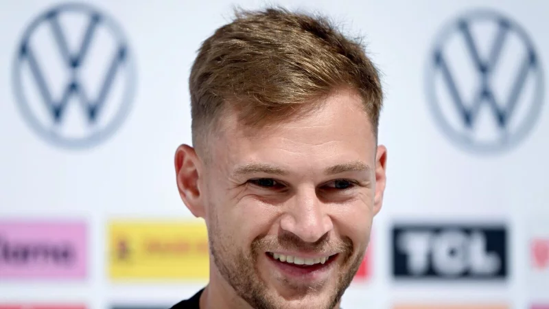 Joshua Kimmich &auml;u&szlig;erte sich auch &uuml;ber Cristiano Ronaldo als Gegner. - &copy; Federico Gambarini/dpa