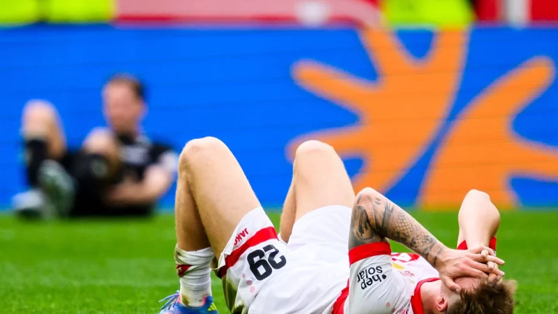 Stuttgarts Finn Jeltsch kann sich wegen einer Verletzung vorerst nicht mit der deutschen Mannschaft auf die U21-EM vorbereiten. - © Tom Weller/dpa