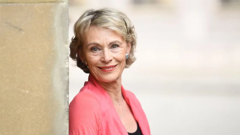 Die Schauspielerin Ilona Gr&uuml;bel steht seit ihrer Jugendzeit vor der Fernsehkamera. Jetzt wird sie 75 Jahre alt. (Archivbild) - &copy; Tobias Hase/dpa