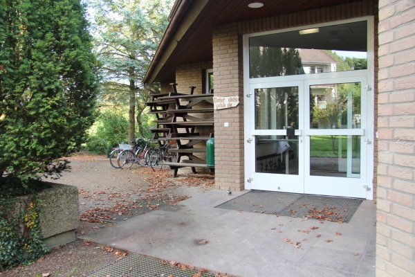 Viele Schüler und Mitarbeiter der Bibelschule in Lemgo-Brake müssen derzeit in Quarantäne bleiben. - © Nadine Uphoff
