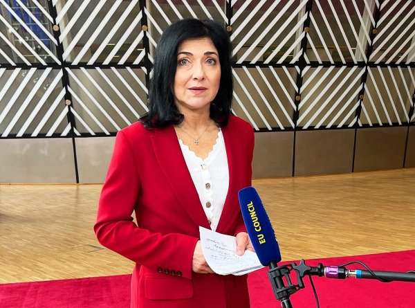 Bundeswirtschaftsministerin Reiche spricht sich für Technologieoffenheit aus. - © Katharina Redanz/dpa