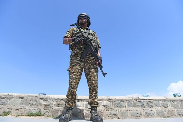 Derzeit gilt zwischen Indien und Pakistan eine Waffenruhe. - © Basit Zargar/ZUMA Press Wire/dpa