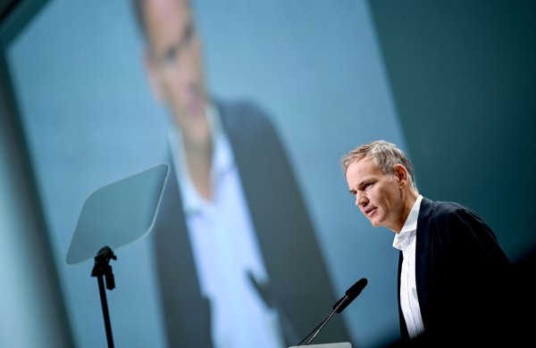 VW- und Porschechef Olivier Blume wehrt sich gegen Forderungen, einer seiner beiden Posten aufzugeben. (Archivfoto) - © Britta Pedersen/dpa