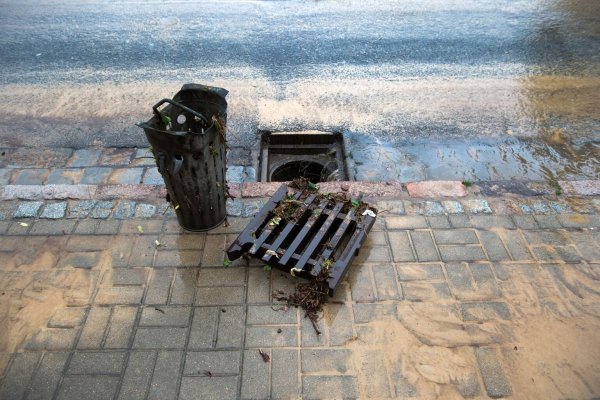 Unwetter - © Foto: Arno Burgi/dpa/Symbolbild