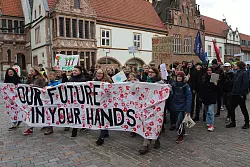 Klima-Aktivisten haben in Lemgo auf ihre Ziele aufmerksam gemacht. - &copy; Jens Rademacher