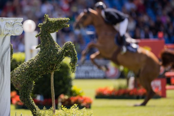 Pferdesport, Springen: CHIO, Preis von Nordrhein-Westfalen. - © Rolf Vennenbernd/dpa/Archivbild