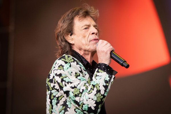 Mick Jagger von den Rolling Stones spricht über das Älterwerden. - © Vianney Le Caer/Invision/AP/dpa