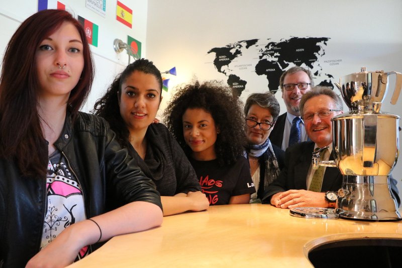 Neu gestaltete Teestube am LüttfeldBerufskolleg Lokale