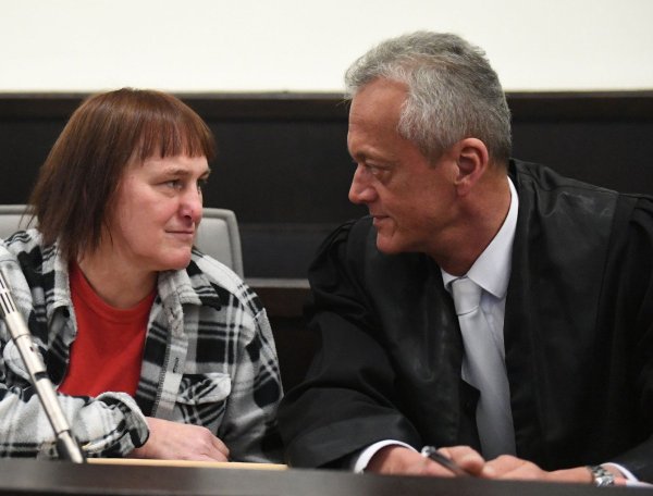 Die Angeklagte Angelika W. zeigte sich bislang auskunftsfreudig, auch zu den grausamen Details der Taten. - © Marc Köppelmann