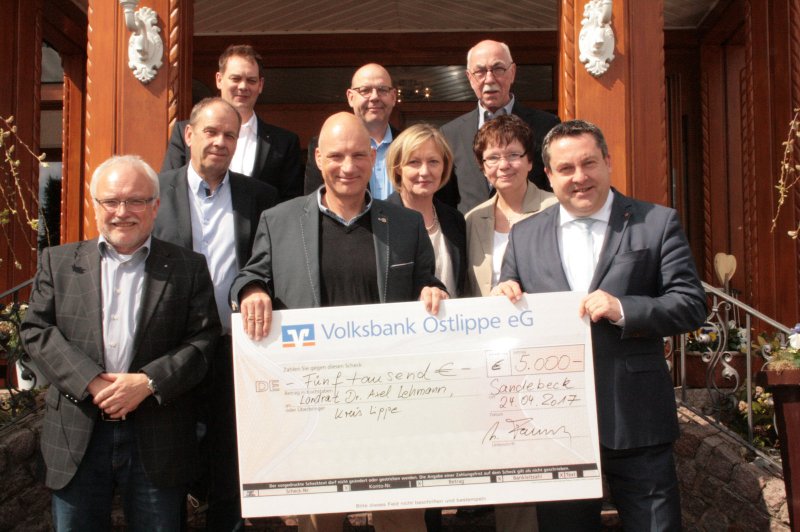 Lions Club Blomberg überreicht vierstelligen Betrag an Seniorenheime