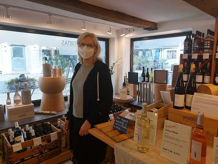 Weinhandlung In Vino Veritas