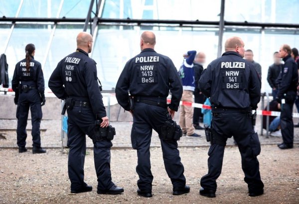 Gefährliche Körperverletzung vor der Tüte. Am späten Mittwochabend hat ein Räuber einen 80-Jährigen mit Tränengas schwer verletzt. - © Sarah Jonek