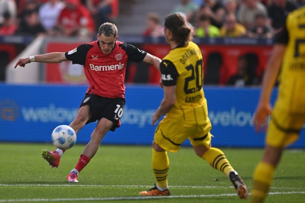 Florian Wirtz soll zum FC Bayern wechseln wollen. Funkt jetzt Pep Guardiola dazwischen? - © Marius Becker/dpa